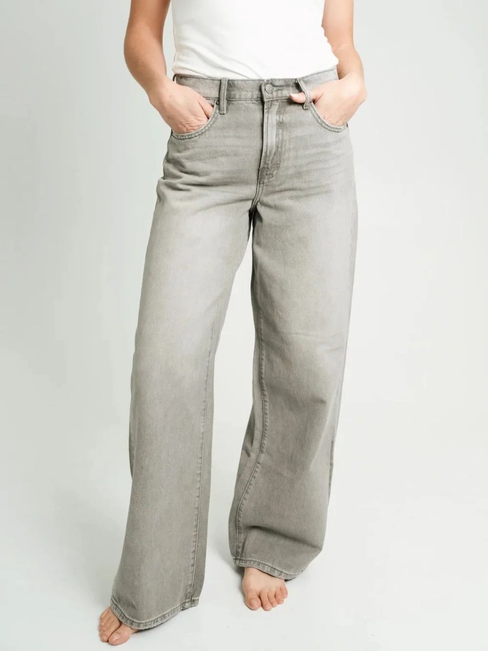 Carly Jean Ryder light gray high waisted Baggy Jean size 3